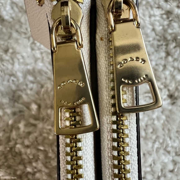 Coach large double corner zip wristlet wallet - Picture 6 of 16